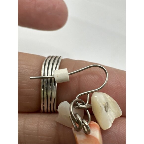 Silver Tone Natural Stone Shell Conch  Coral Dyed Howlite Dangle Earrings 2.5” - Picture 10 of 14